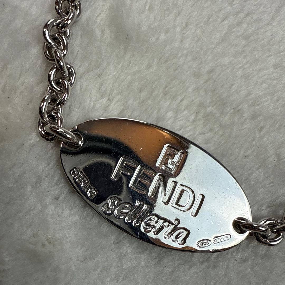 フェンディ ブレスレット セレリア ロゴ プレート シルバー　美品