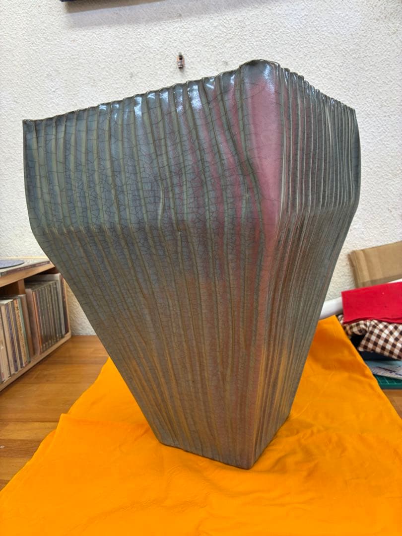 中島宏 青瓷釉彩壺 共箱・共布□本物保証□ 最上位作 人間国宝 中島宏