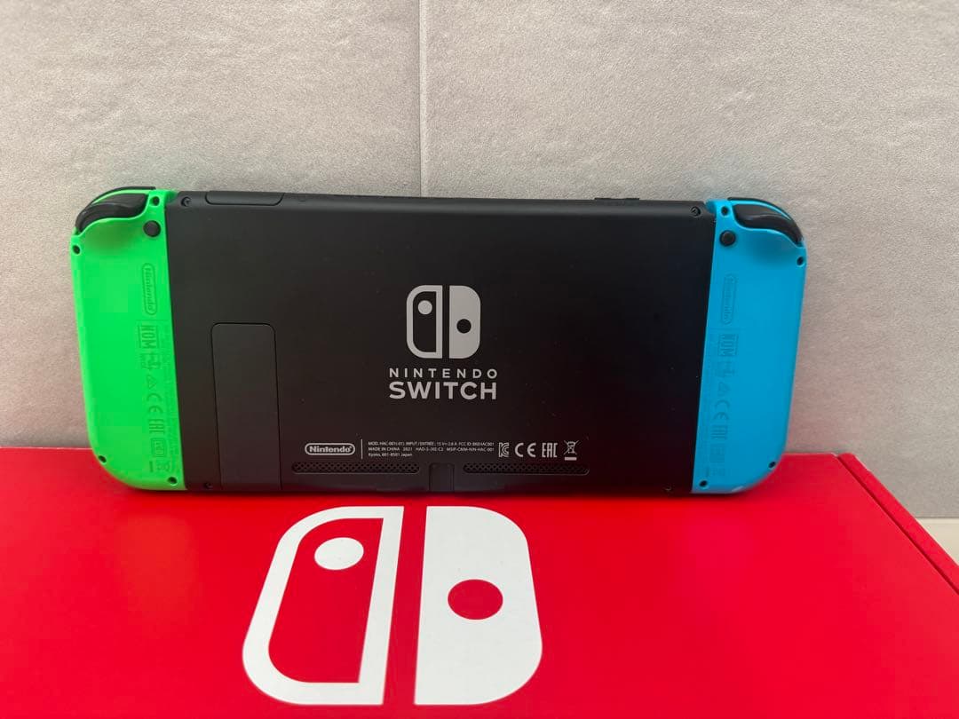 【限定値下中！】Nintendo Switch 本体 青と緑のJoy-Con