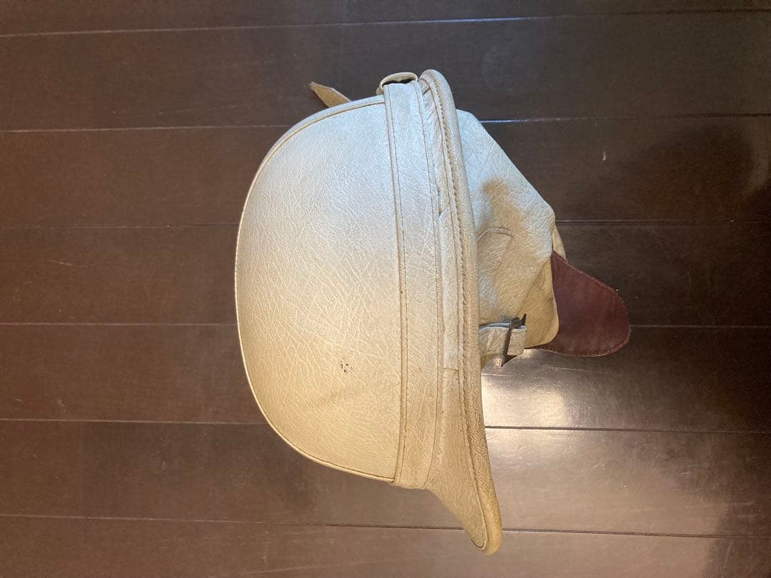 ビンテージヘルメット　オフホワイト