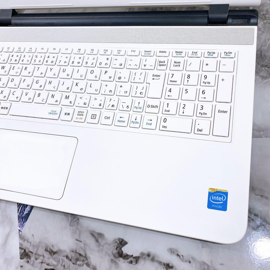 人気の白✨薄型ノートパソコン✨新品SSD512GB✨初心者⭕Windows11