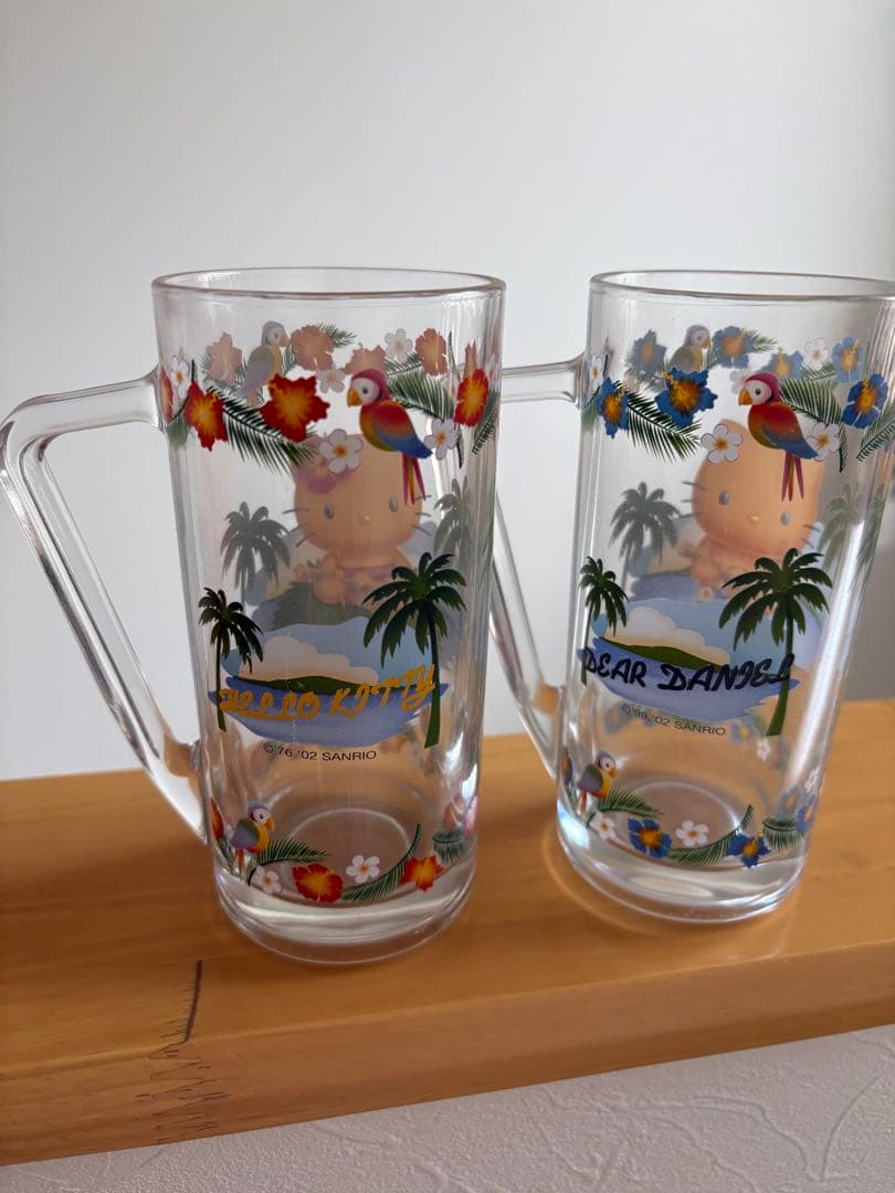 レア！日焼け　ハローキティ＆ダニエル グラス ジョッキー2001年 フラダンス