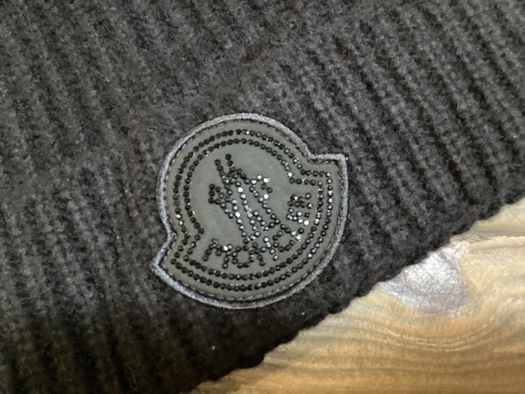 MONCLER モンクレール ニット帽 新品タグ付 ラメロゴ 包装紙ショッパー
