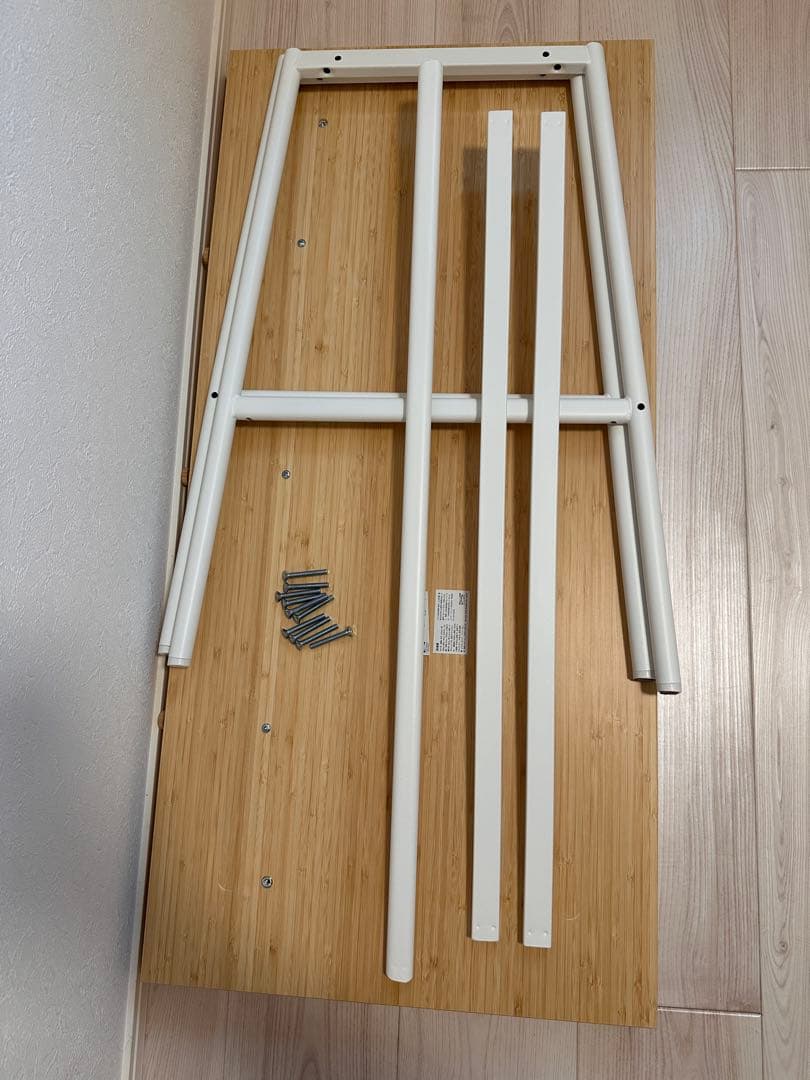 IKEA イケア　LILLÅSEN リルオーセン　デスク