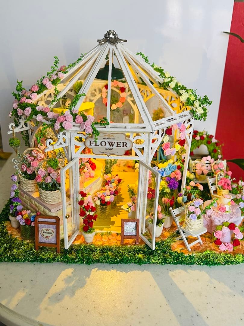 ミニチュア ドールハウス ローズガーデンのかわいいお花屋さん