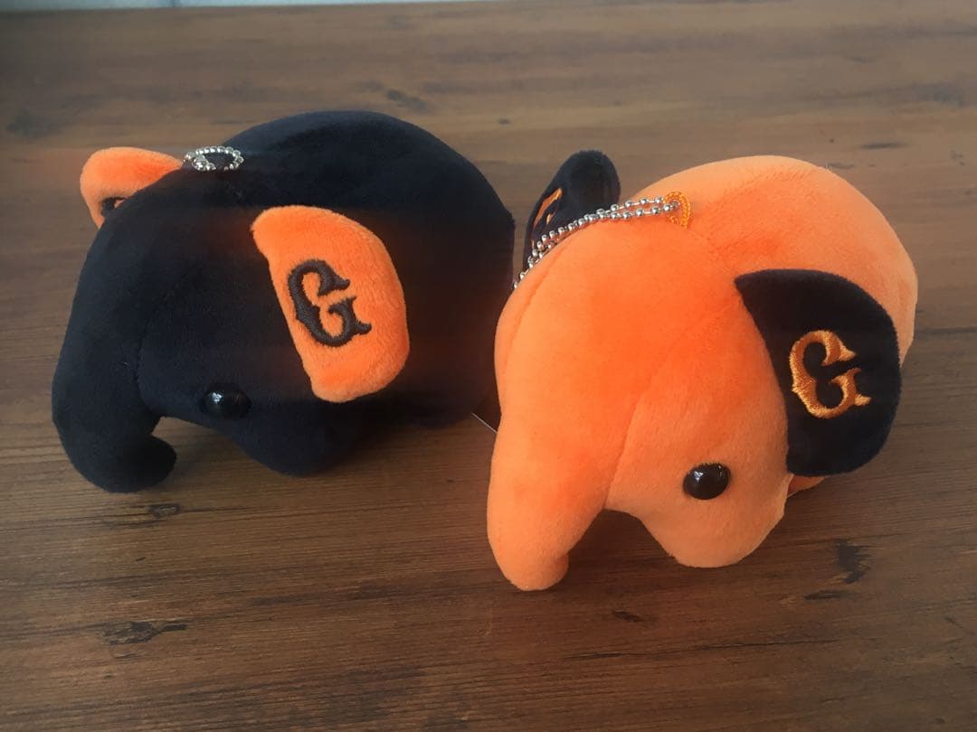 巨人 どむぞうくんとなかまたち オレンジ・ブラック 2体セット - メルカリ