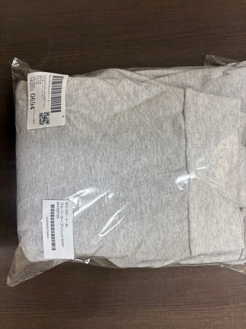 ロサンゼルスアパレル　パーカー　M 新品