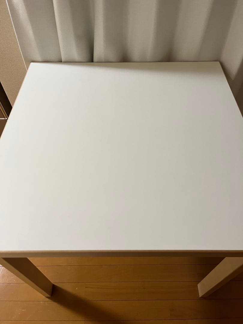 【00.020907】artek 81C テーブル　ホワイトラミネート