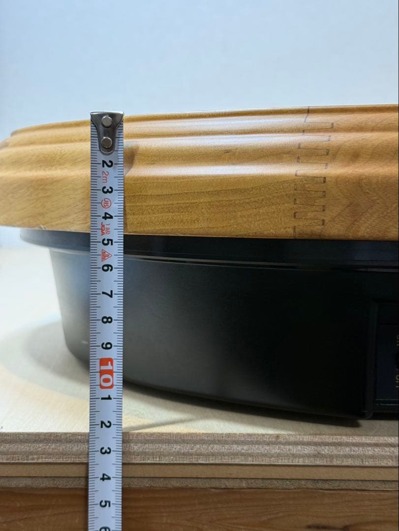 からくり電波時計「スモールワールド」シリーズ　型番: 4MN422RA