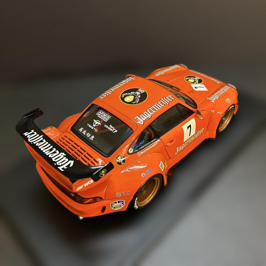 030 RWB ポルシェ 911 1/18スケールダイキャスト ミニカー