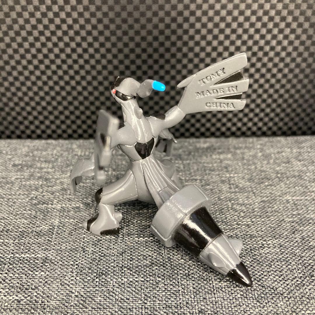 モンコレ レシラム ゼクロム キュレム 3点セット - メルカリ