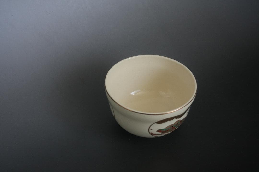 仁清　京焼金彩色絵茶碗　平安英香造