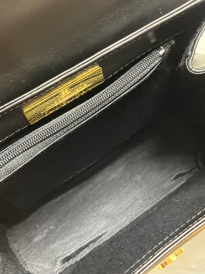 新品未使用　ジバンシー　4Gロゴ　金具付け替え可　フォーマル　ハンドバッグ