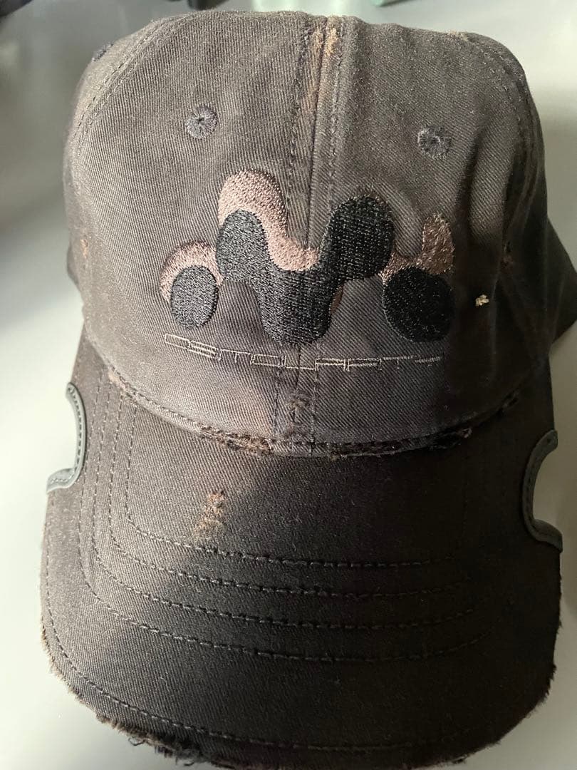 fifth general store Distressed Notch Cap