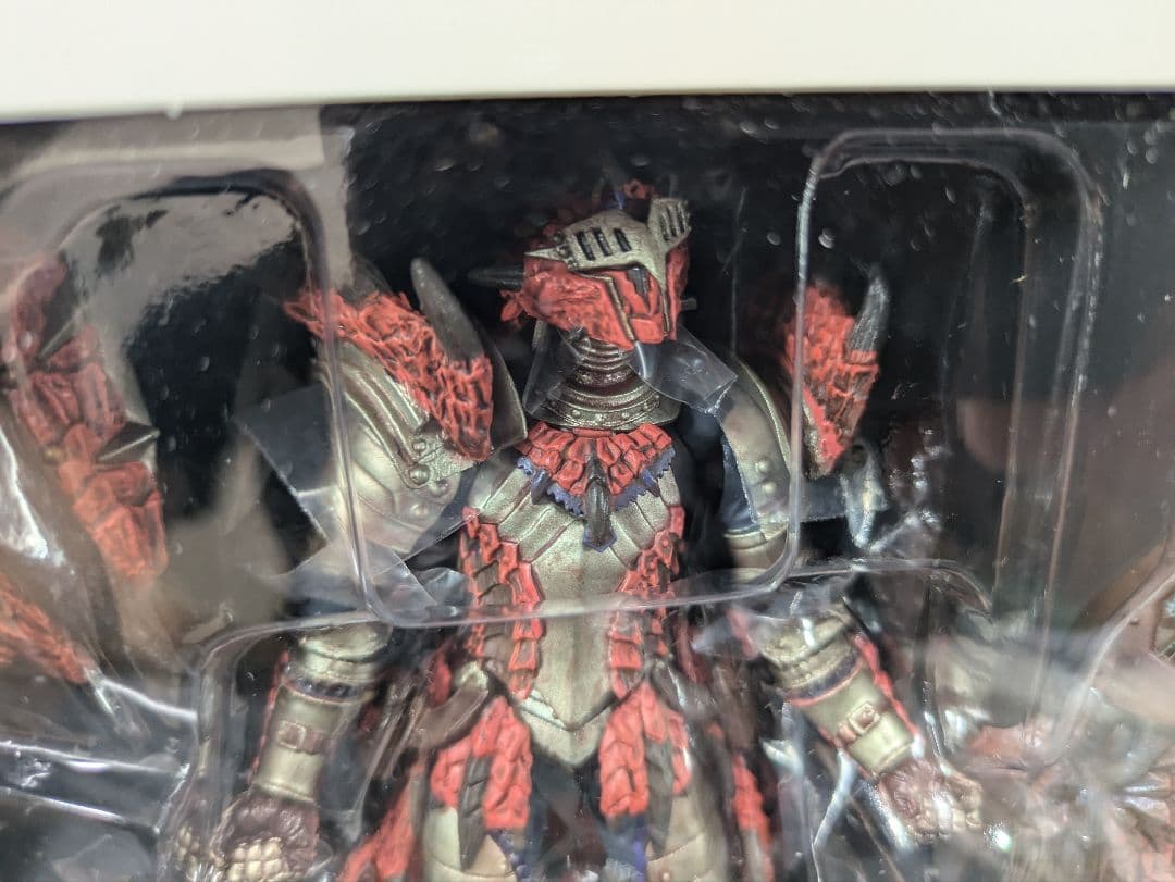 【未開封】リボルテック ヤマグチ　ハンター男剣士　レウス装備　モンスターハンター