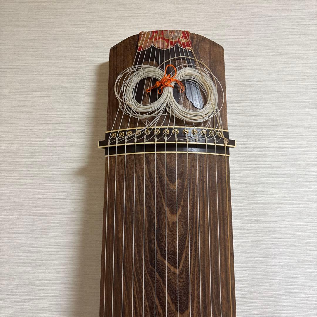 筝 13弦 オレンジ飾り 琴柱付き 花の絵秀本作 ヴィンテージ 引き取り限定