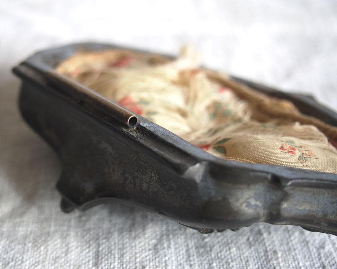 ヴィクトリアン様式アールヌーヴォー ピューター宝石箱 ジュエリー