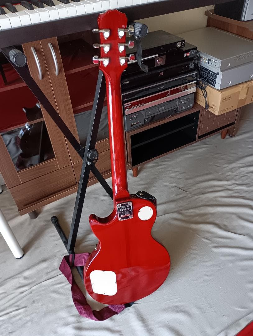 Epiphone　レスポール　100　美品　ピック　収納ケース付き　☆送料無料☆