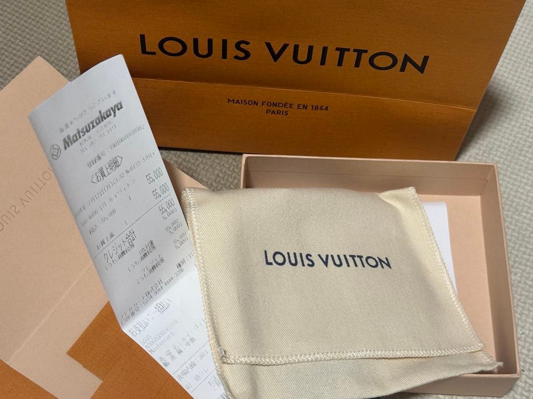 Louis Vuitton レザー カード　ケース　M82939