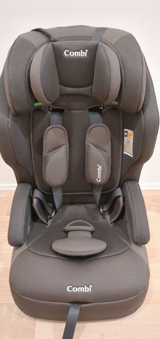 【美品、未使用】コンビ　ジュニアシート　ジョイトリップ アドバンス plus 楽天市場】コンビ ジョイトリップ アドバンス plus R129 エッグ