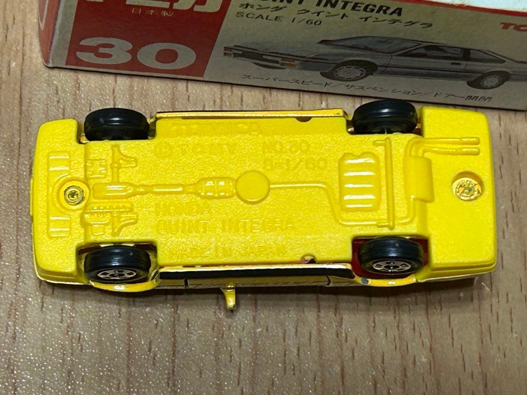 トミカ　インテグラ　日本製