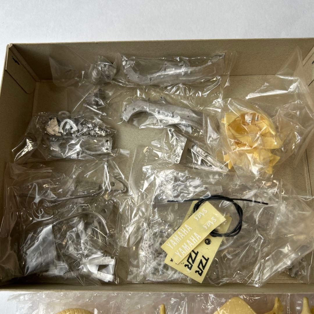 絶版 希少 ガレージキット 1/12 YAMAHA TZR250