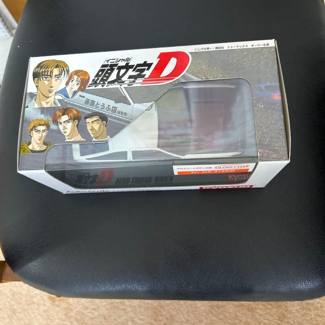 京商ミニッツ頭文字Ｄ　AE86 藤原拓海　トレノカーボンボンネット仕様