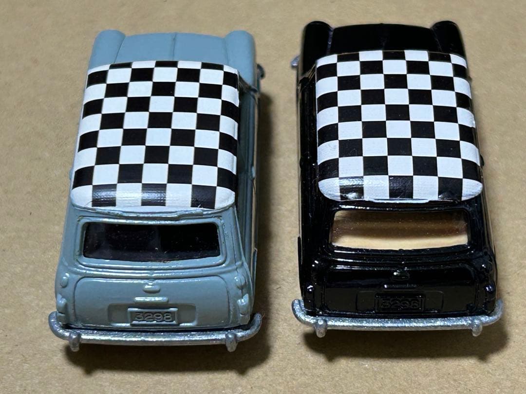 訳あり トミカ ミニクーパー チェックデザイン 2台セット