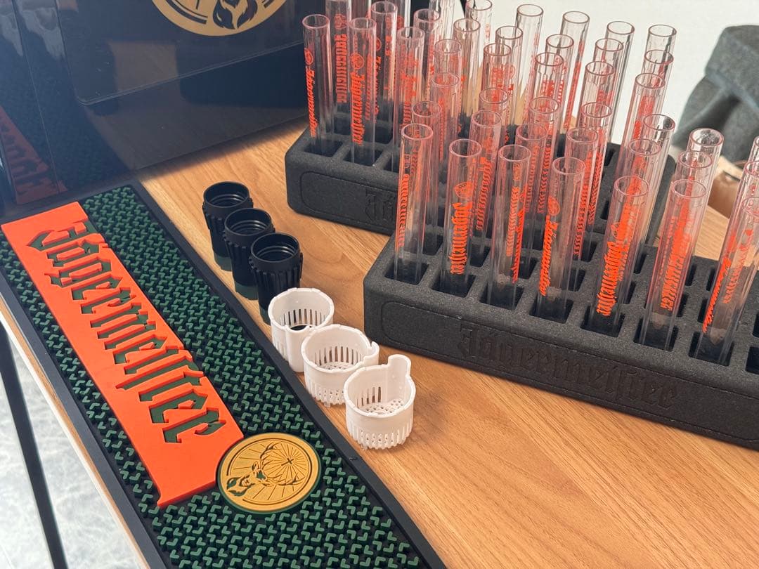 【超希少】イエガーマイスター タップマシーン 3連 サーバー 試験管セット