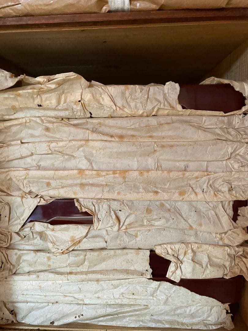 骨董品　木製収納木箱 手書き文字付き　2箱　100年前　御膳　16枚　木製御膳