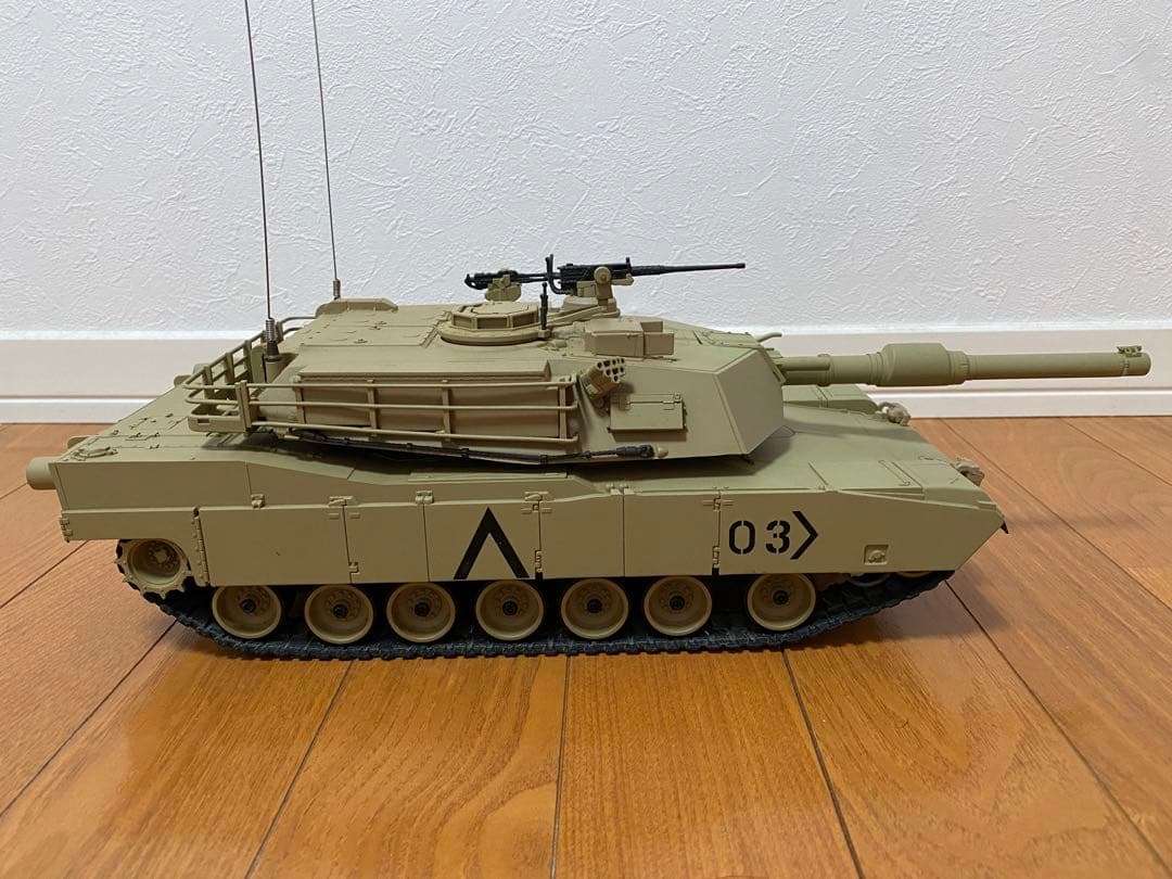 ル*ス様 東京マルイ バトルタンク1/24 アメリカ軍主力戦車 M1 A2 エイ