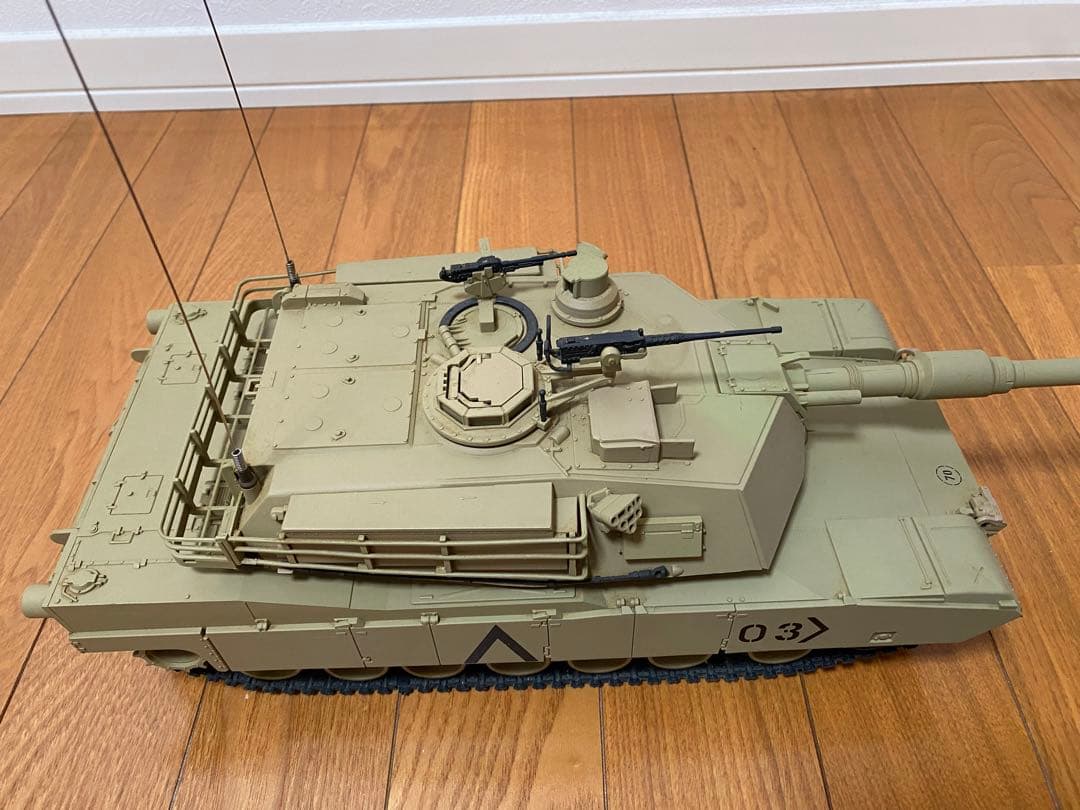 ル*ス様 東京マルイ バトルタンク1/24 アメリカ軍主力戦車 M1 A2 エイ