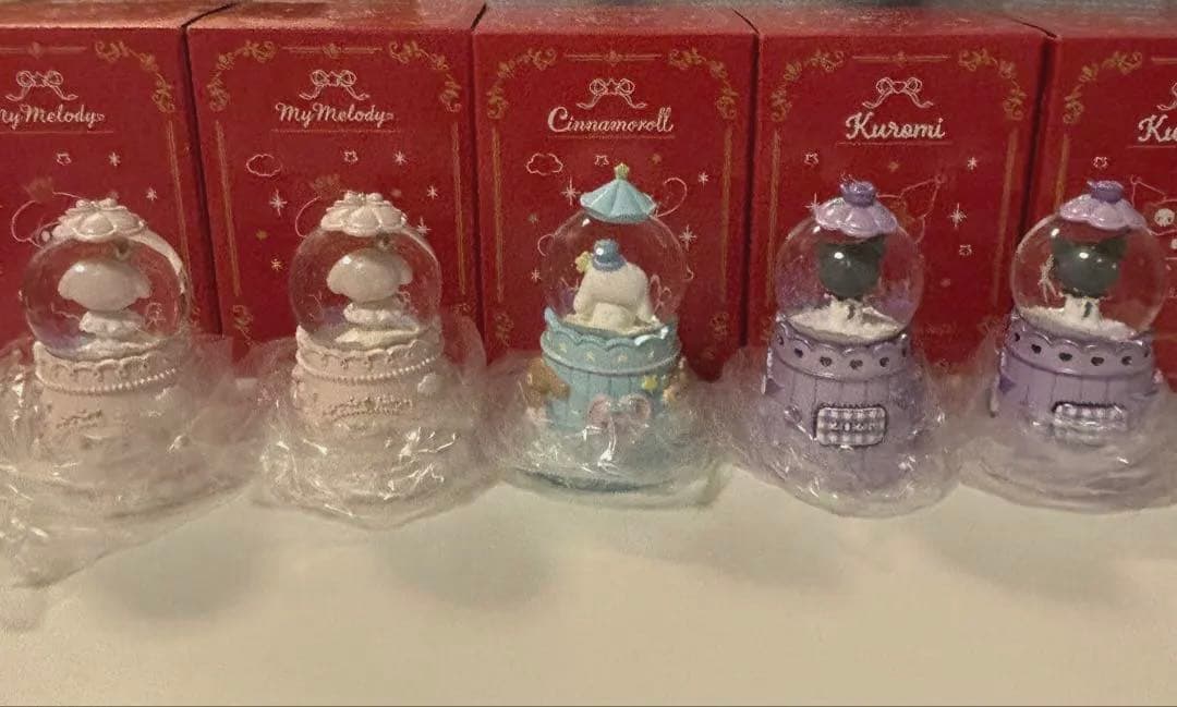 サンリオ スノーグローブ マイメロ、シナモロール、クロミ