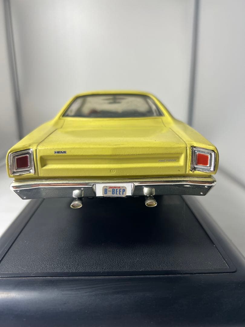 プリムス　ロードランナー1969 ダイキャストカー