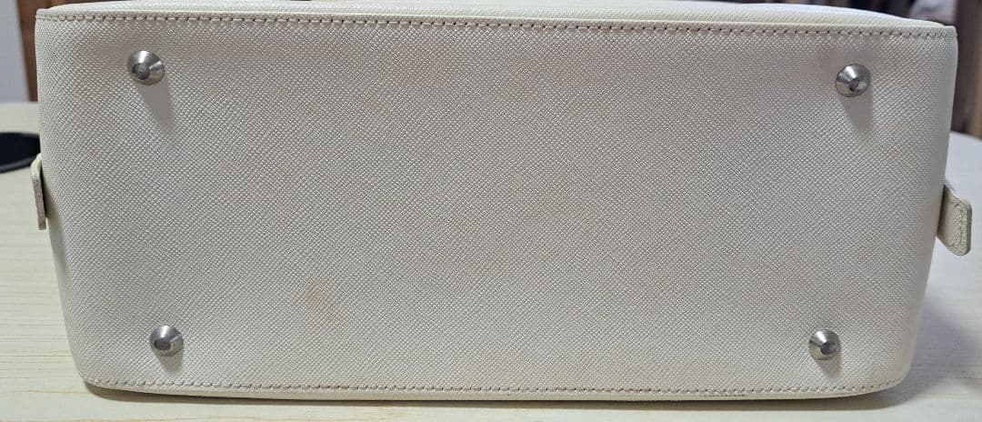 【mｍczo】BURBERRY(バーバリー) ハンドバッグ 白