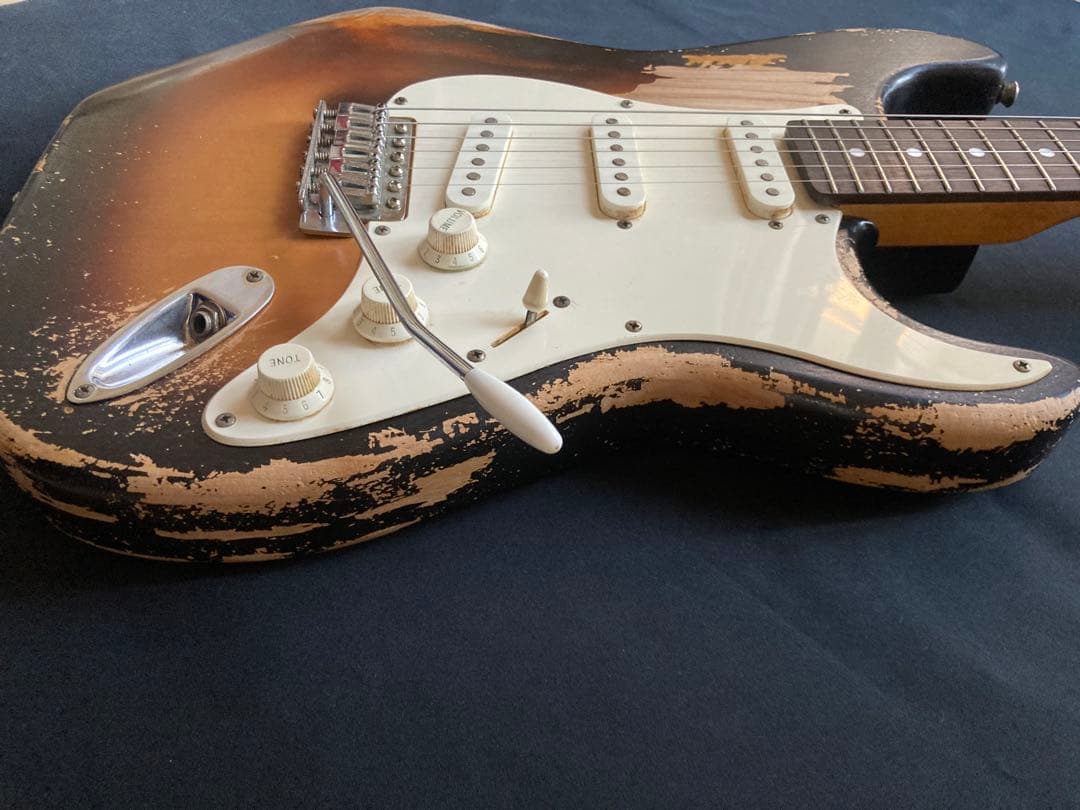 早い者勝ち #12ストラトキャスタータイプ ニトロセルロースラッカー