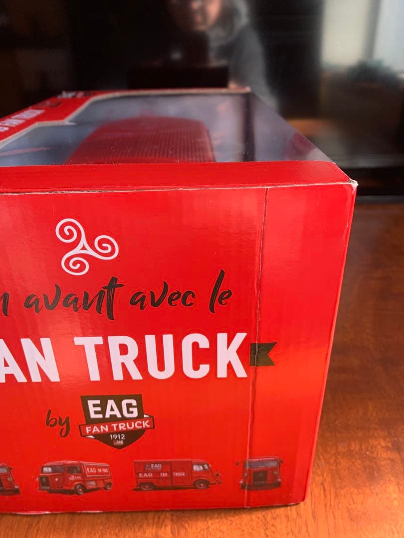 SOLIDO 1/18 EAG Fan Truck シトロエン タイプHy