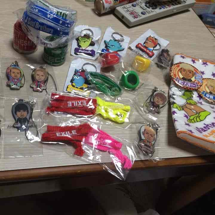 EXILE 三代目 E-girls ガチャ