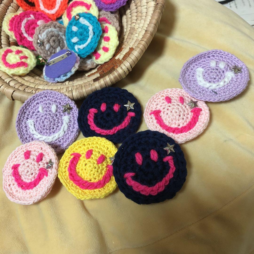 にこちゃんピンバッジ(6個）