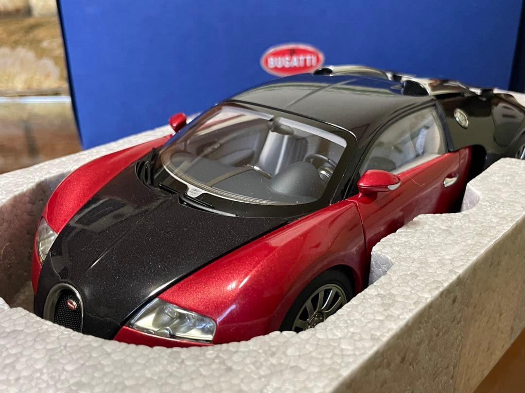 価格変更 1/18 オートアート ブガッティ ヴェイロン限定品　未展示品
