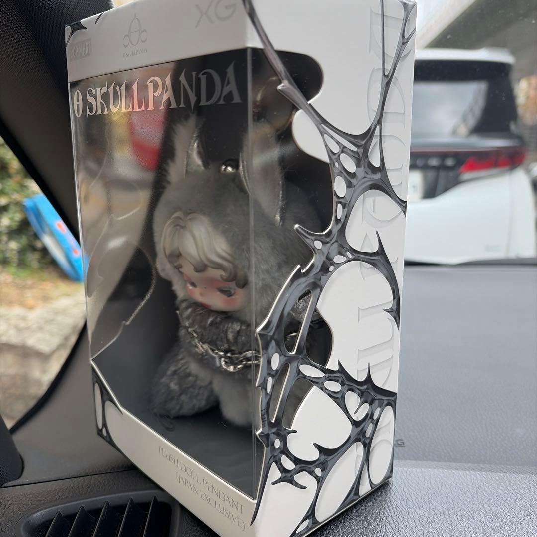 POPMART ポップマート SKULLPANDA XGコラボ　スカルパンダ