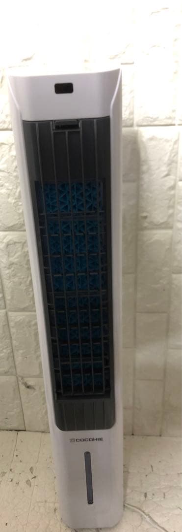 前島智夫 「 レ・アル の街」F8 油絵 油彩画 風景画 フランス パリ