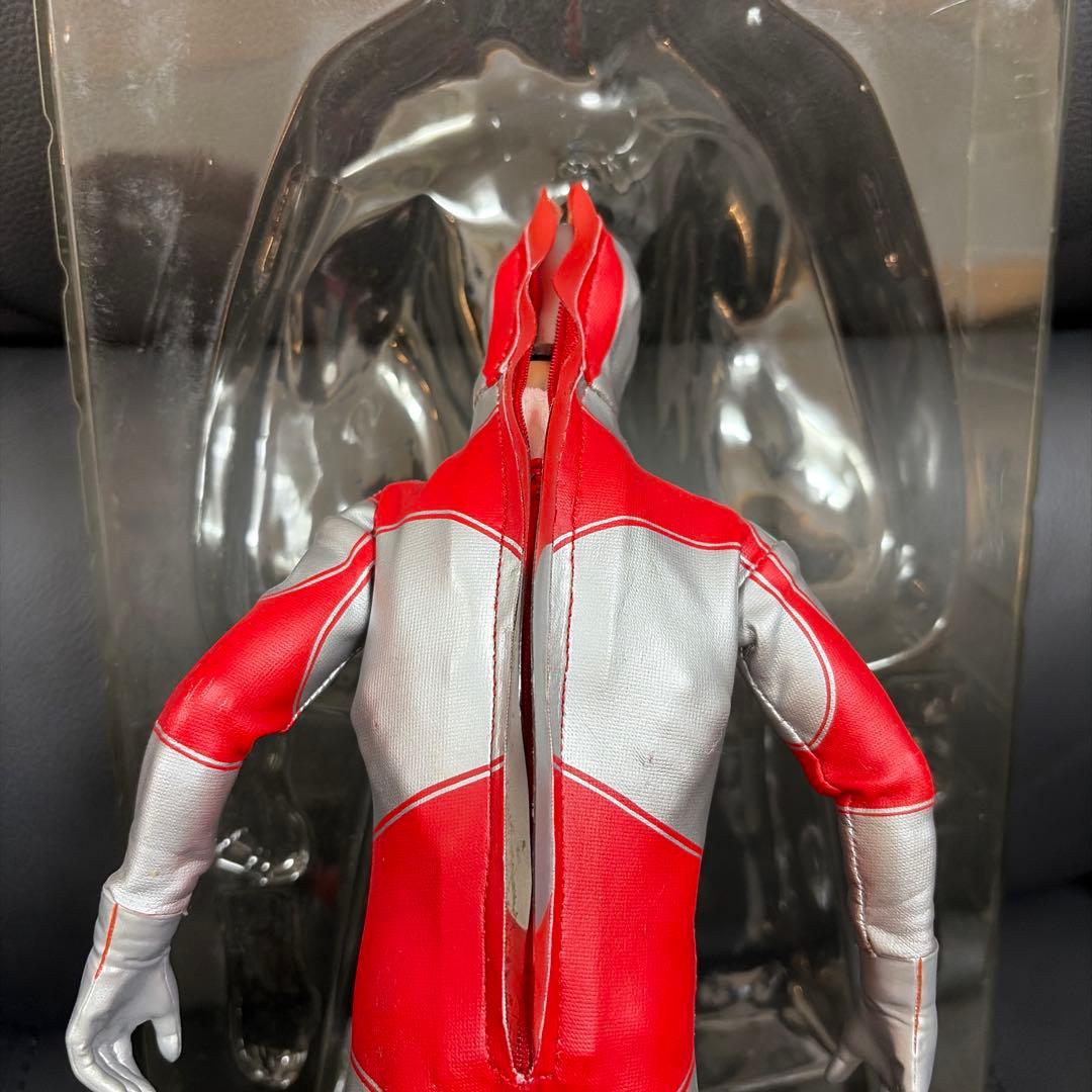RAH帰ってきたウルトラマン　破損あり