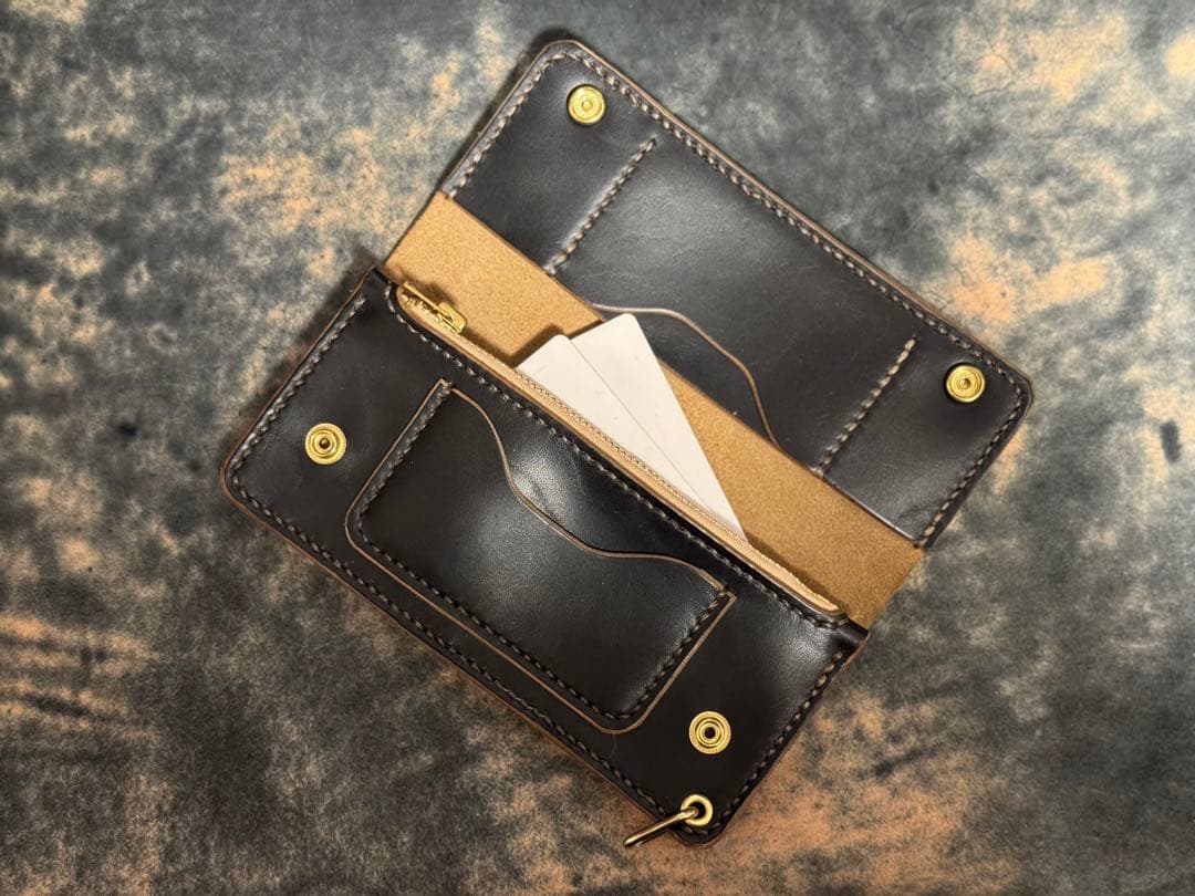 MARYAM社HORSE BUTT(茶芯)血筋多め個体!トラッカーウォレット