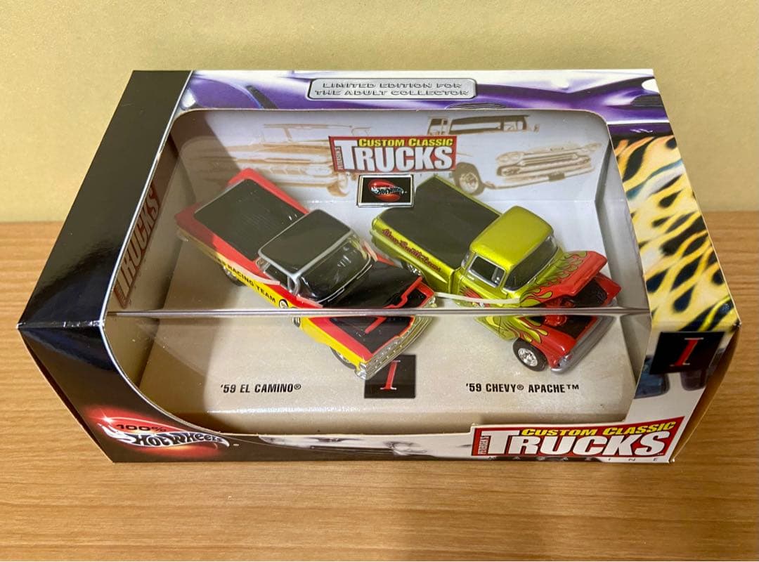 ホットウィール　カスタムクラシック　ムーンアイズ クレイスミス　セット