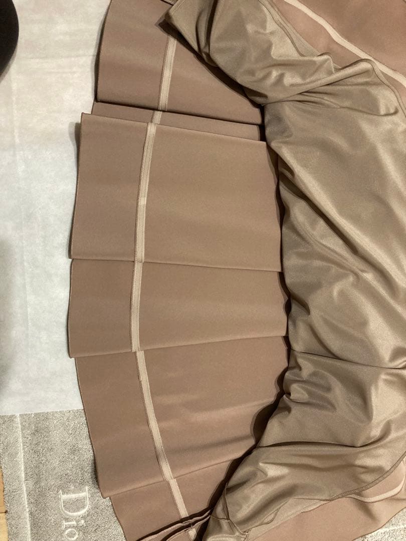 フォクシースカート　モカ　４０サイズ　新品未使用品　４１０１３