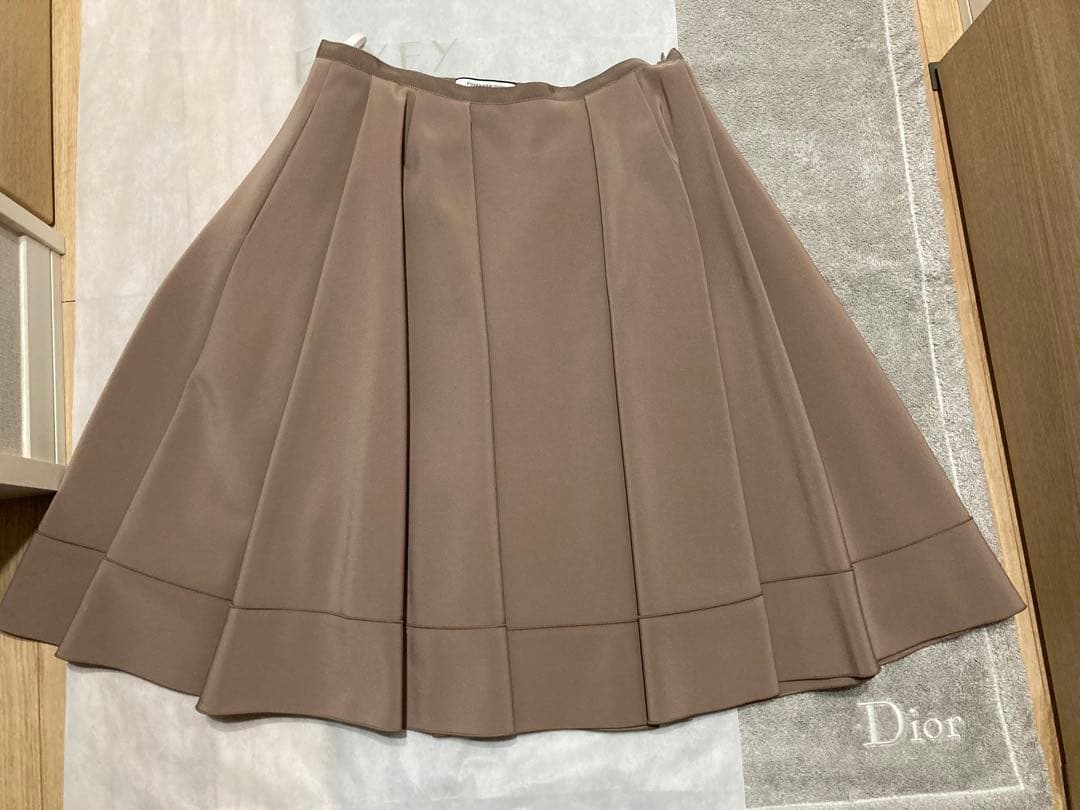 フォクシースカート　モカ　４０サイズ　新品未使用品　４１０１３