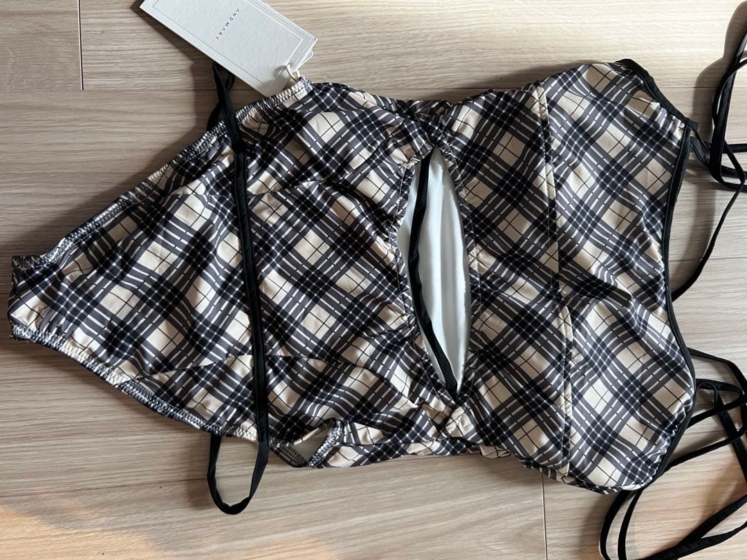 新品未使用❣️】Nadia check swimsuit♡andmary