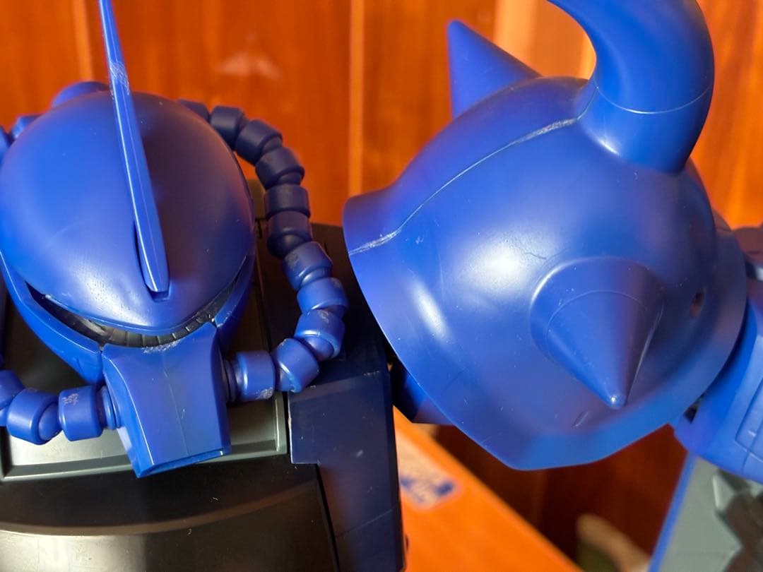 HY2M 1/60 MS-07B グフ【組立済み】