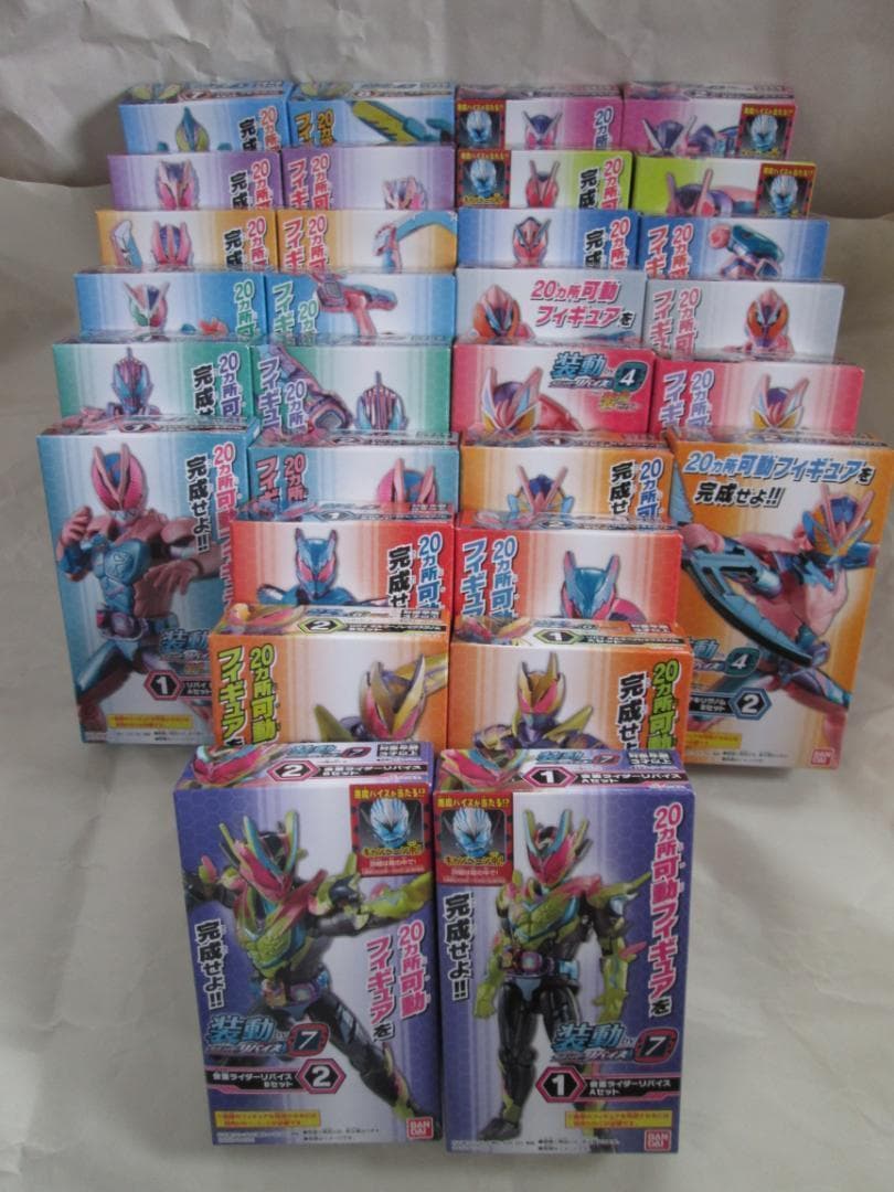 新品未開封　装動　仮面ライダー龍騎　ミラーモンスター　リバイ　バイス セット